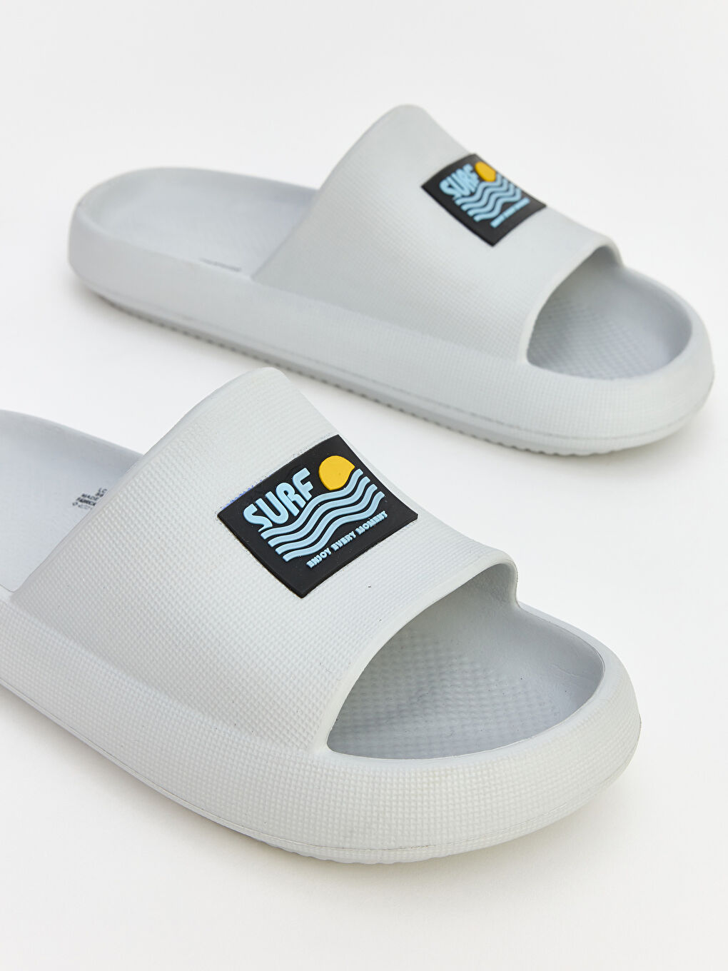 Gri Baskılı Unisex Terlik-2