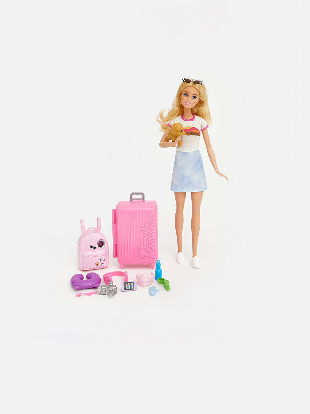 Barbie Seyahatte Bebeği ve Aksesuarları HJY18-1