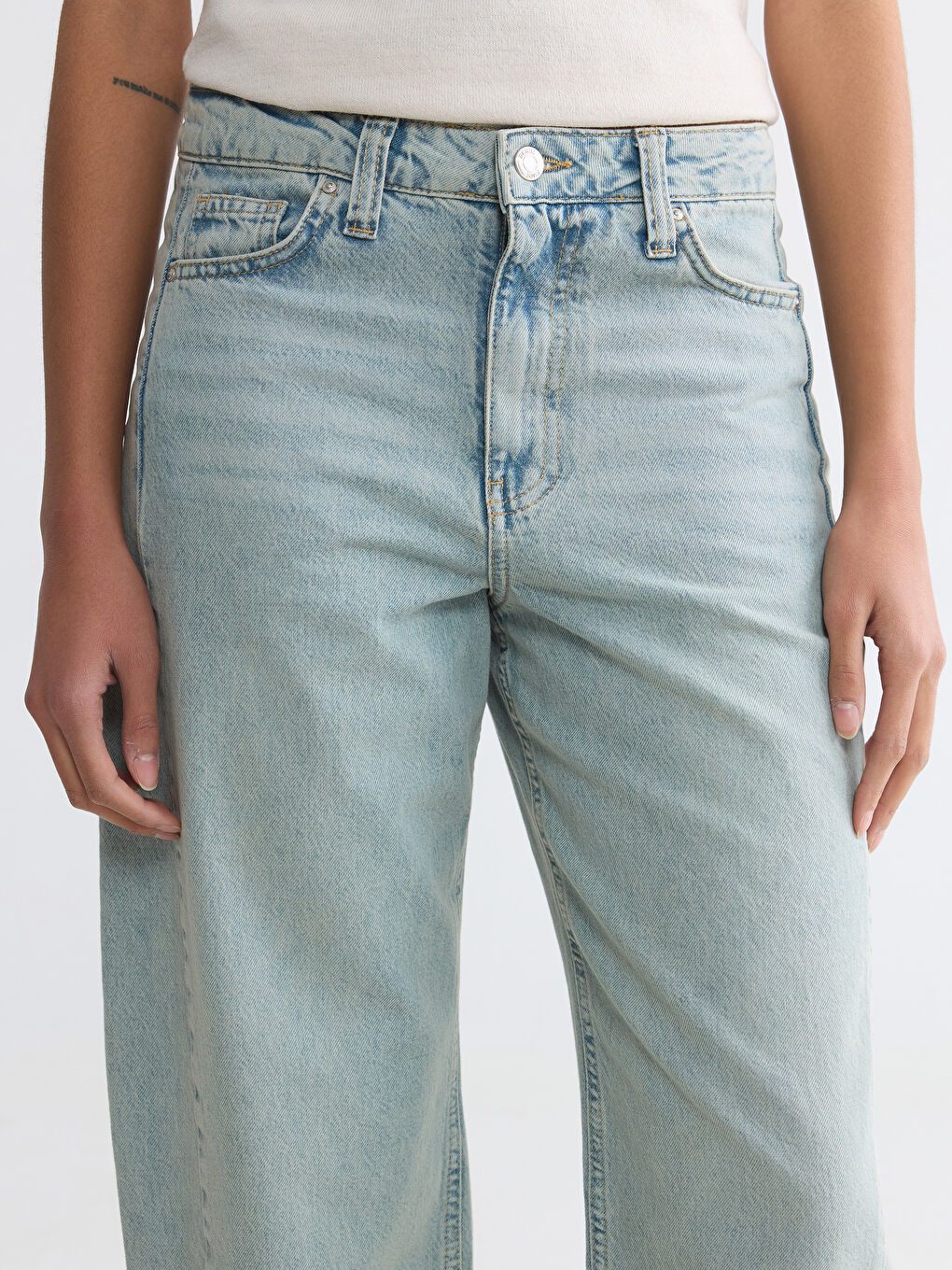 Baggy Fit Women's Jeans-2