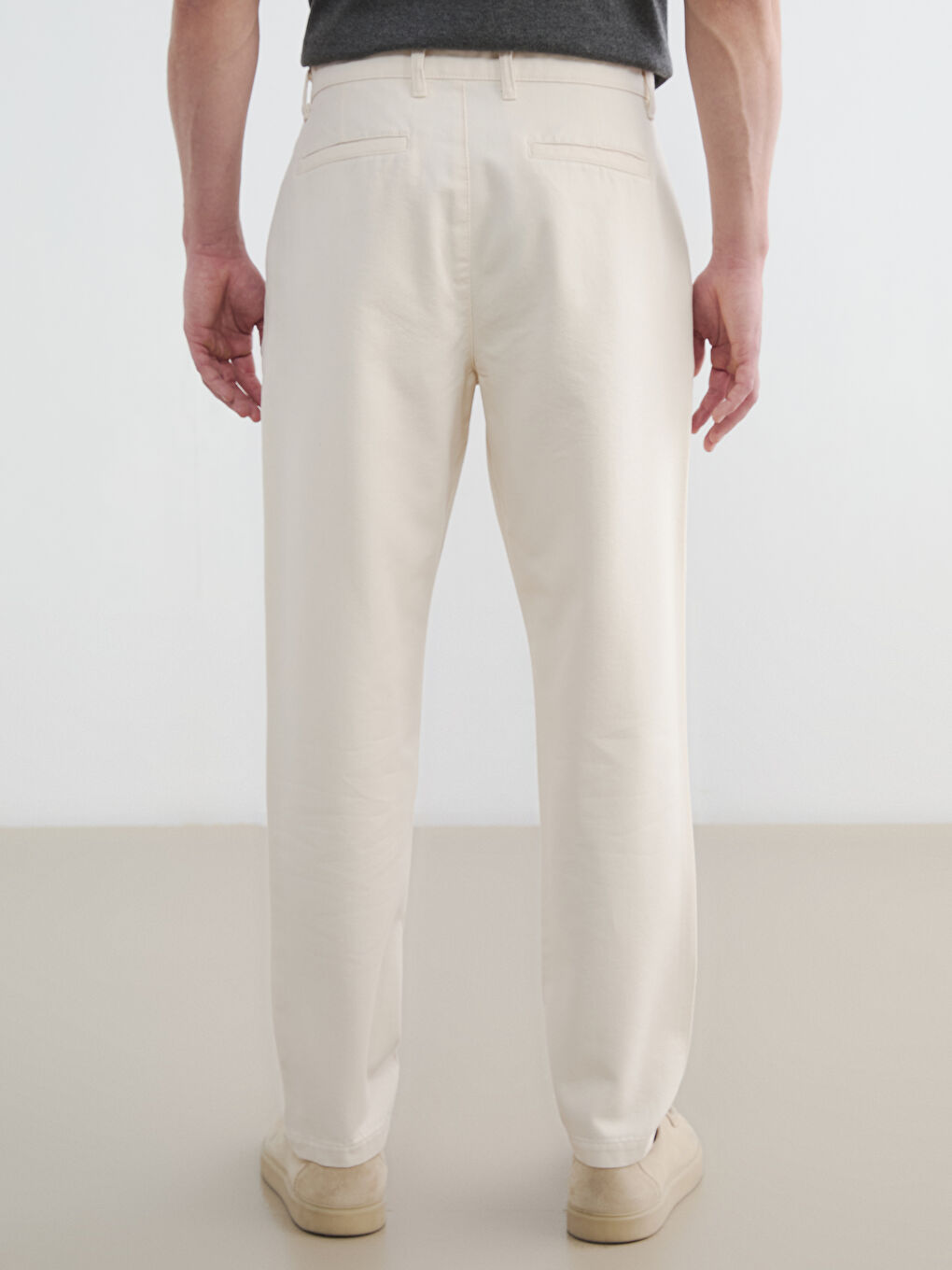 Bej Standart Kalıp Pileli Erkek Chino Pantolon-4