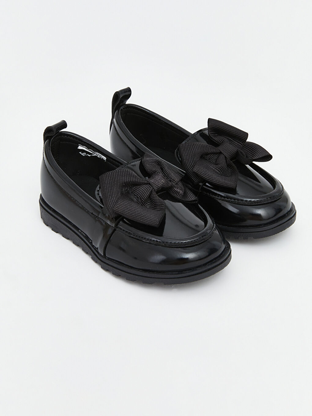 Siyah Deri Görünümlü Kız Bebek Babet 