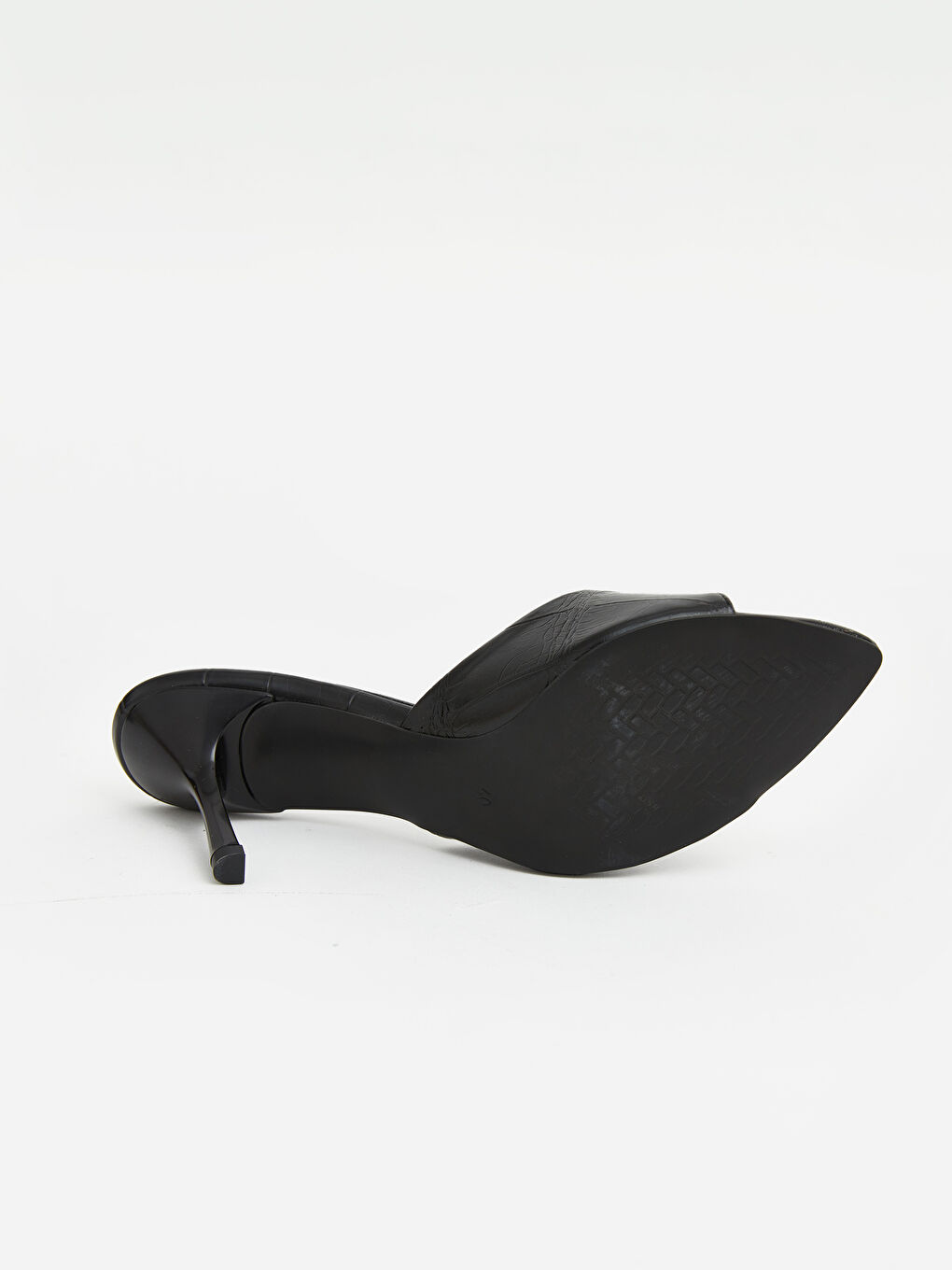 Siyah Sivri Burun Kadın Topuklu Ayakkabı-3