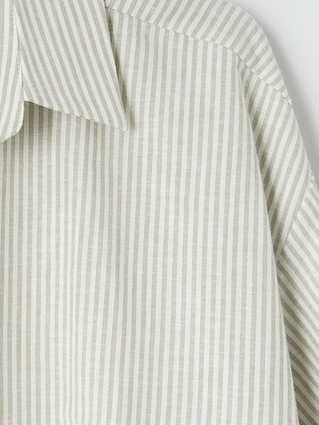 Yeşil Çizgili Keten Karışımlı Kadın Gömlek-2