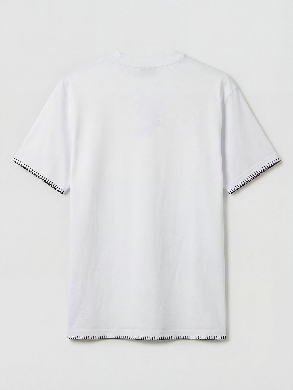 Beyaz Bisiklet Yaka Kadın Tişört-1