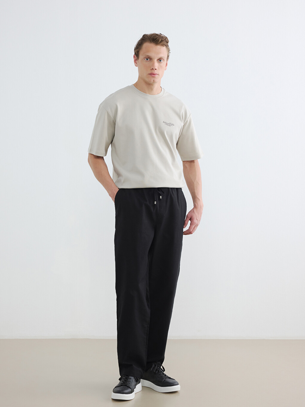 Loose Fit Crew Neck Printed Men's T-Shirt-1