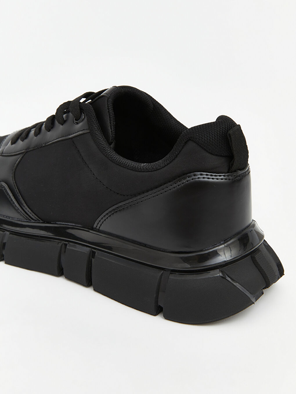 Siyah Deri Görünümlü Erkek Spor Ayakkabı-4