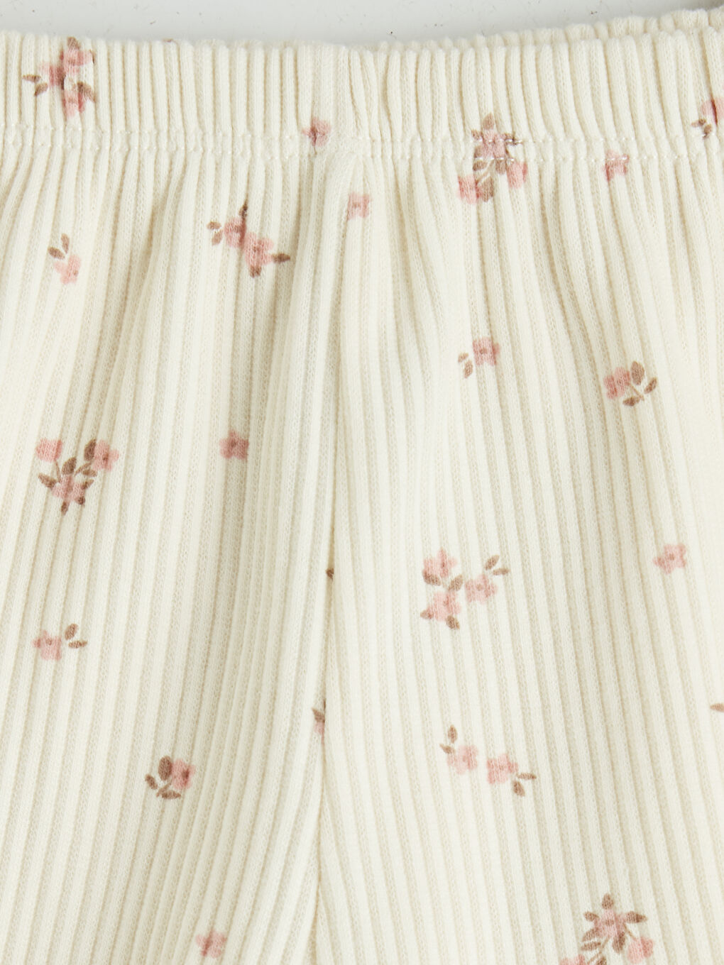 Ekru Çiçekli Kız Bebek Tişört ve Şort-6