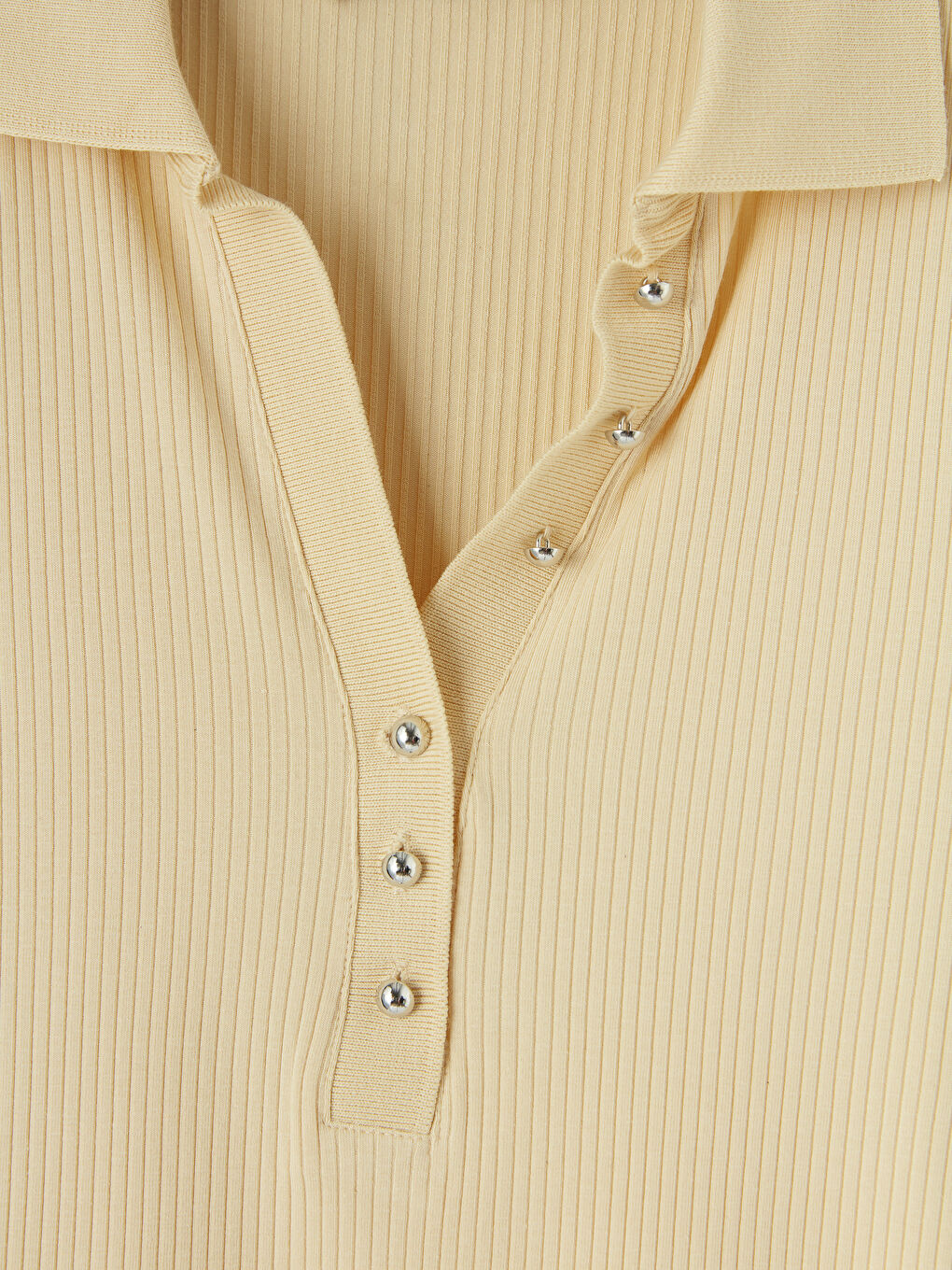 Bej Polo Yaka Kadın Tişört-2