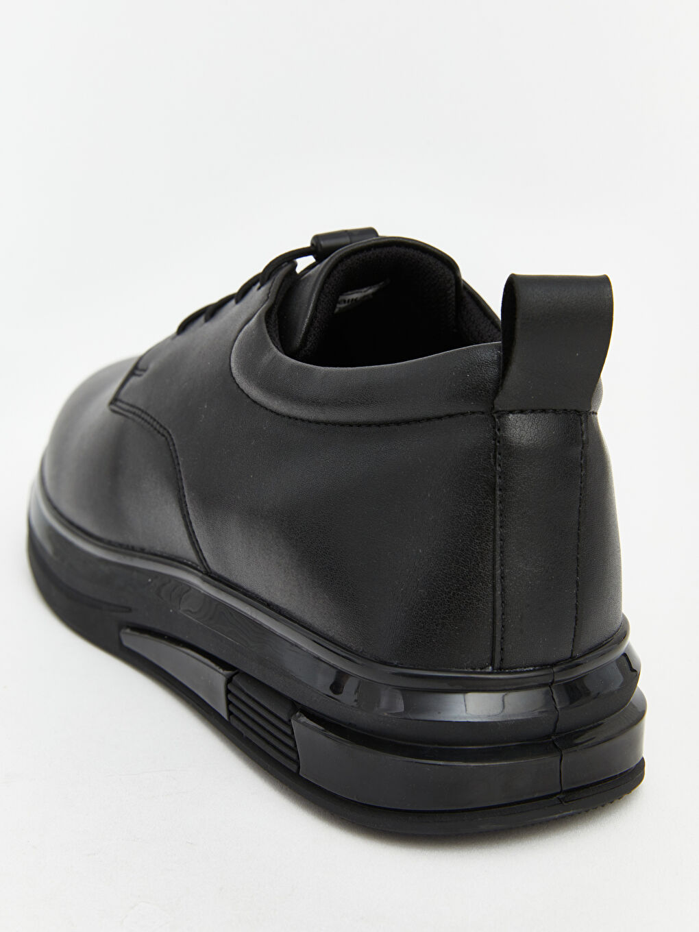 Siyah Deri Görünümlü Erkek Spor Ayakkabı-4