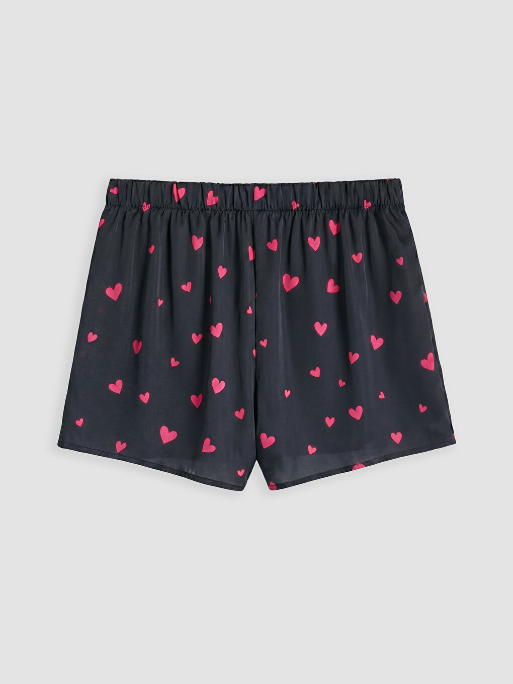 Siyah İp Askılı Kalpli Saten Kadın Şortlu Pijama Takımı-4
