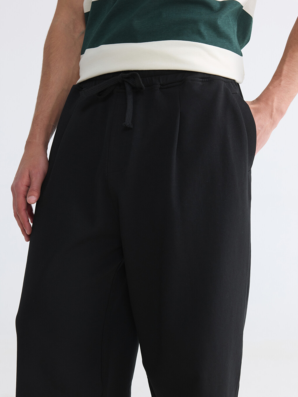 Relaxed Fit Men's Sweatpants-2