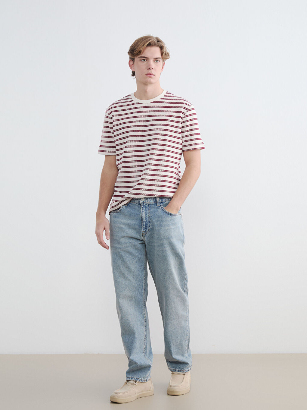 Ekru  Bisiklet Yaka Çizgili Triko Erkek Tişört-1