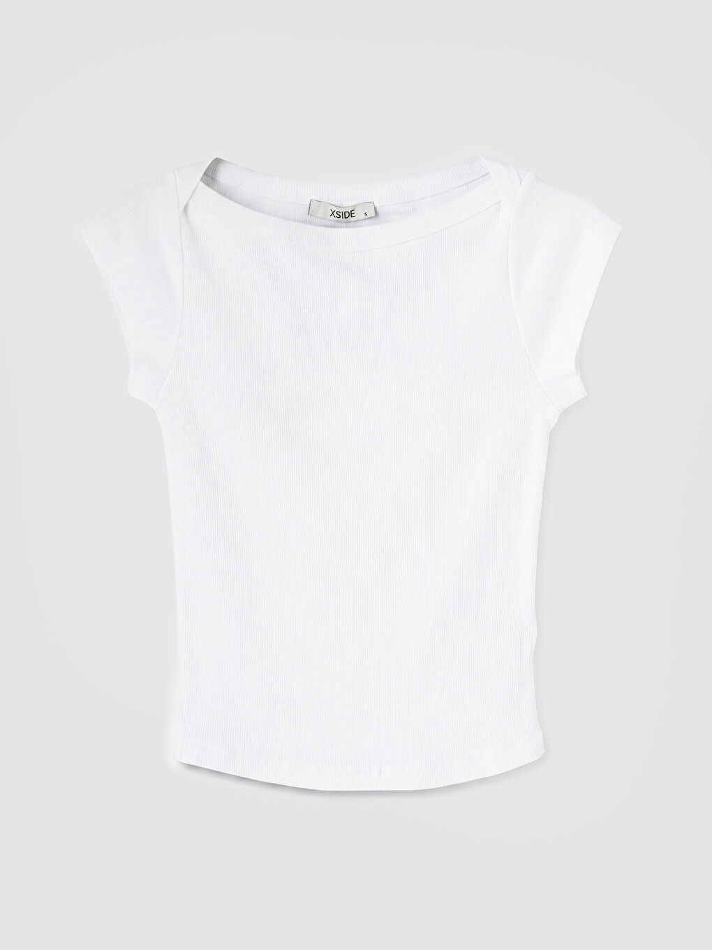 Beyaz Kayık Yaka Kadın Tişört