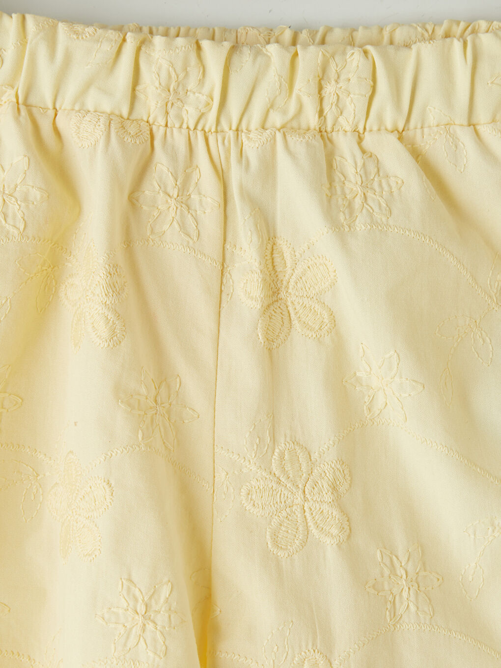 Sarı Nakışlı Kız Çocuk Şort-2