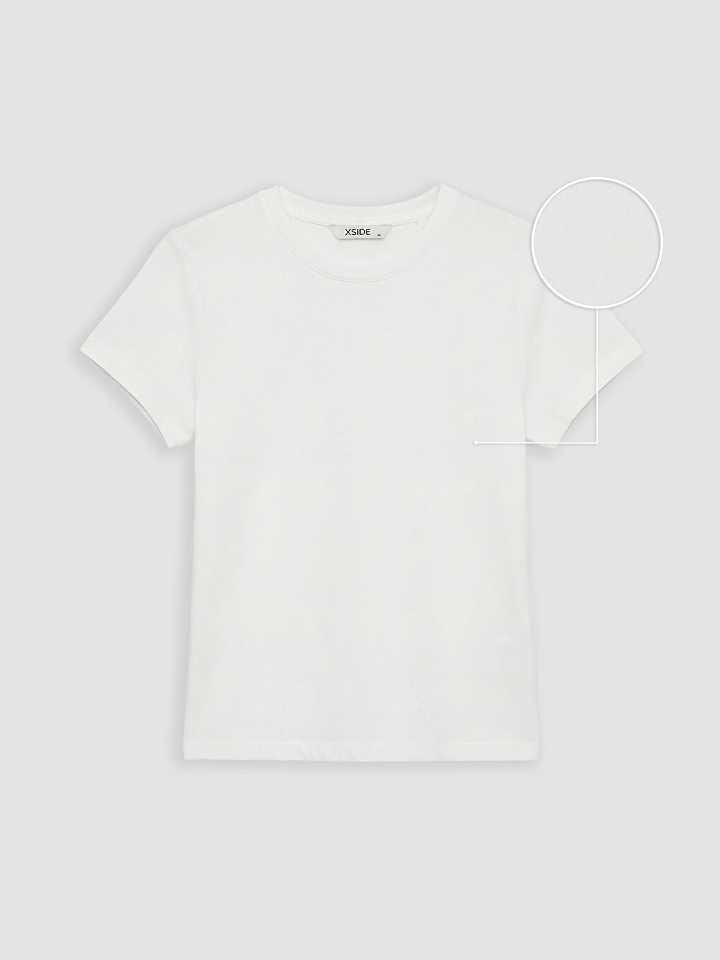 Beyaz Bisiklet Yaka Kadın Tişört