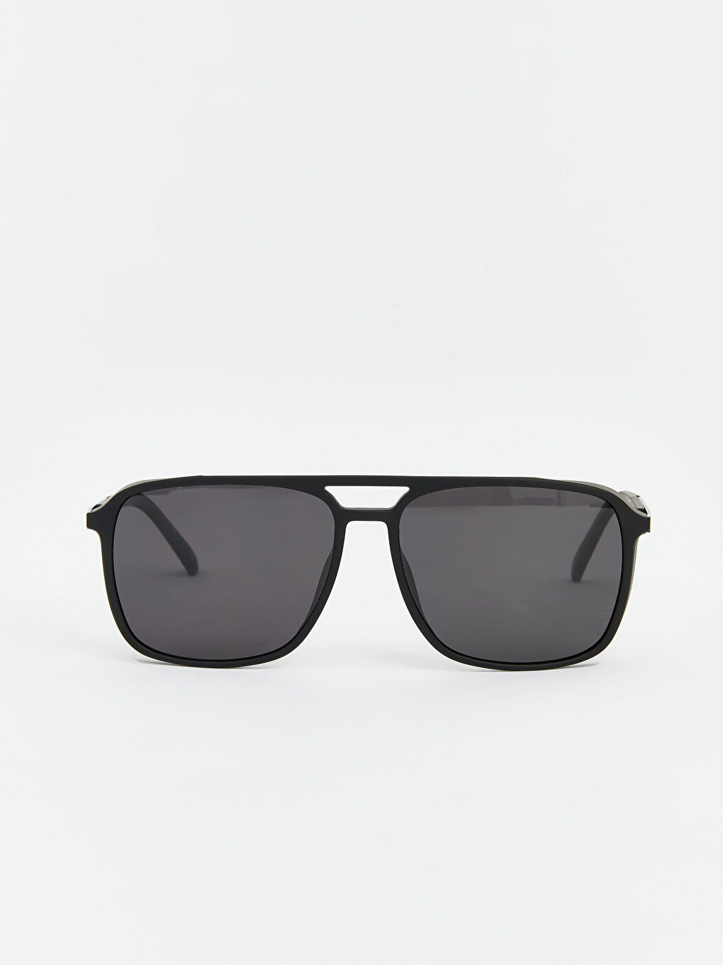 Siyah Renkli Camlı Erkek Güneş Gözlüğü