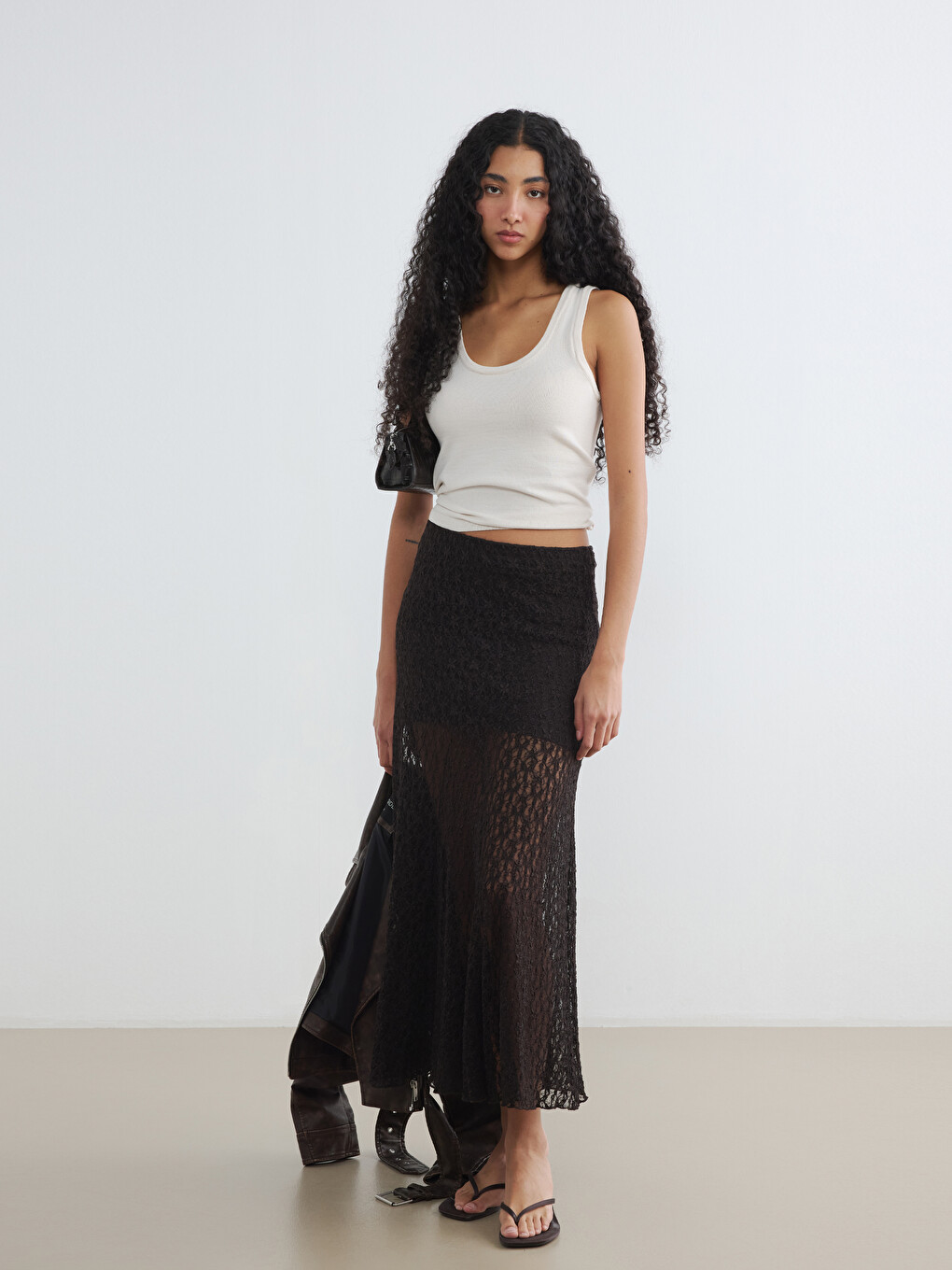Elastic Waist Lace Flared Skirt