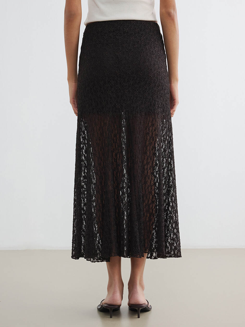 Elastic Waist Lace Flared Skirt-3