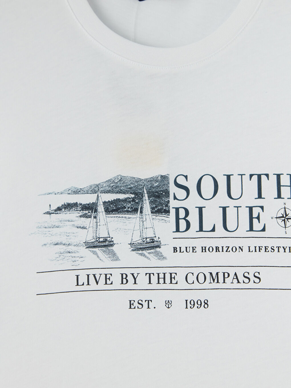 Beyaz Bisiklet Yaka Baskılı Erkek Tişört-2