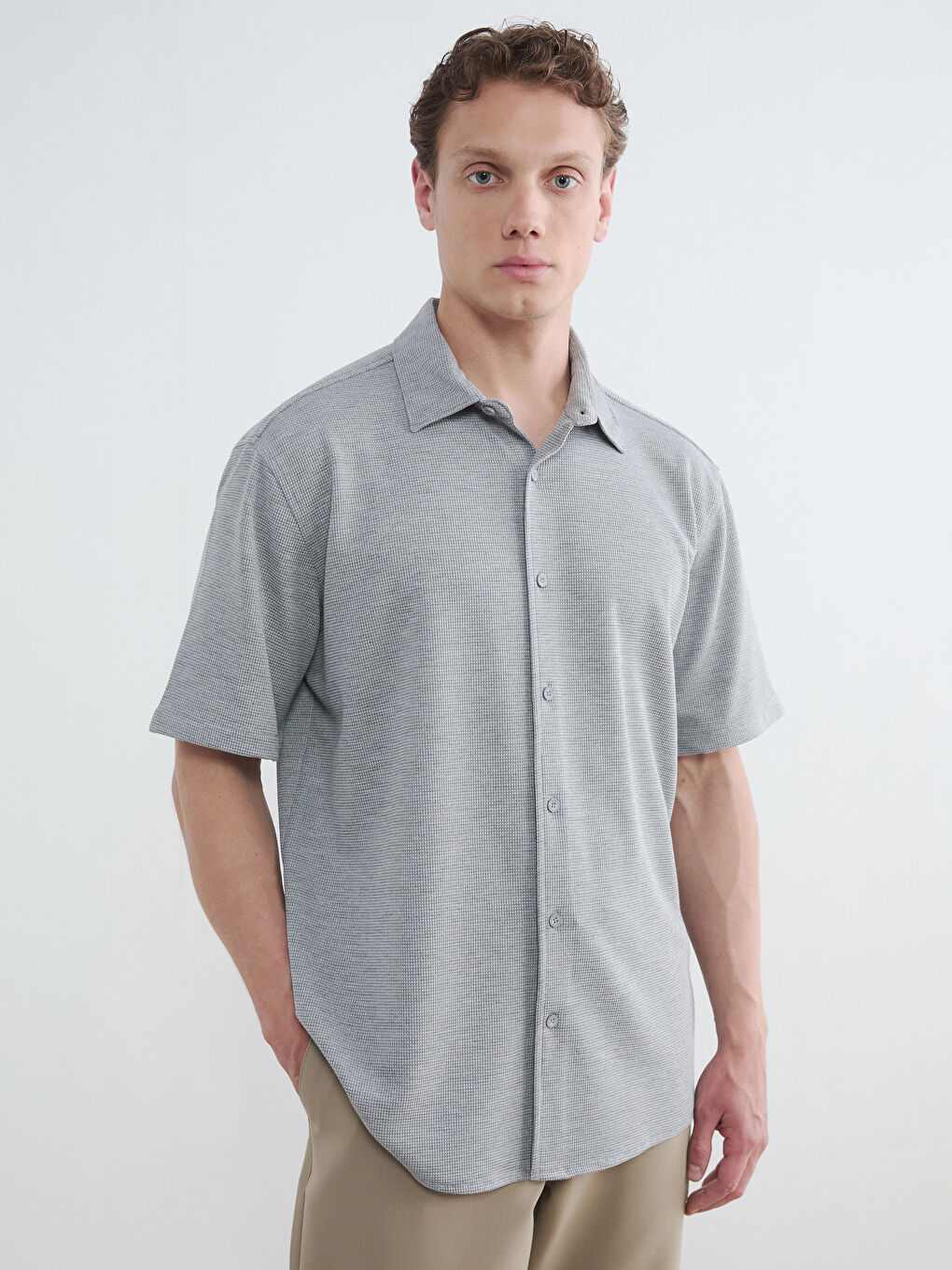Regular Fit Men's Textured Shirt