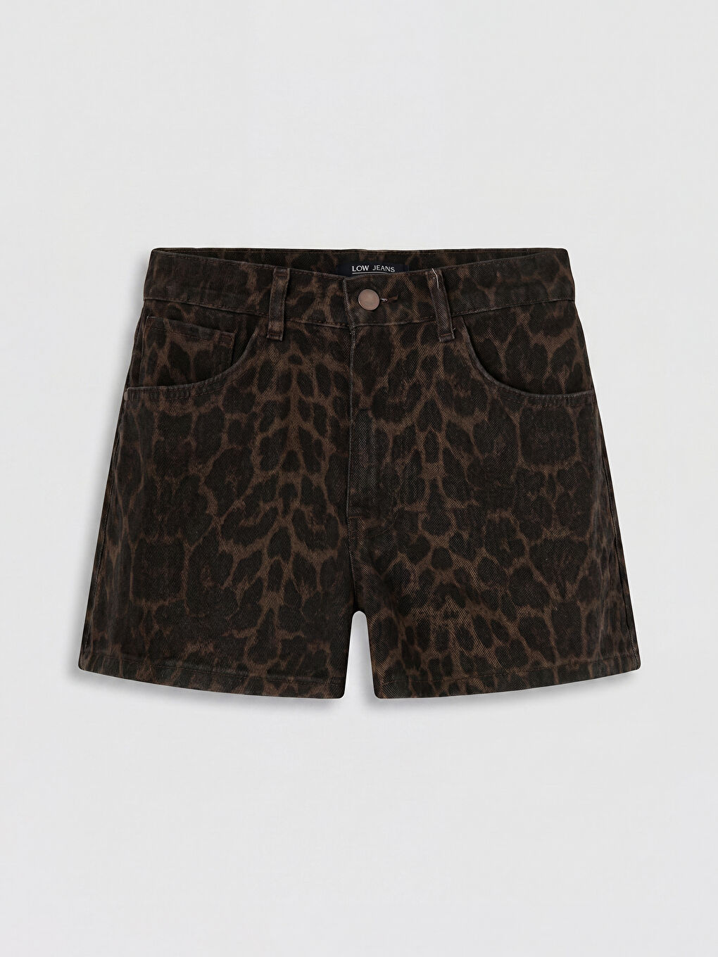 Kahverengi Leopar Desenli Kadın Jean Şort