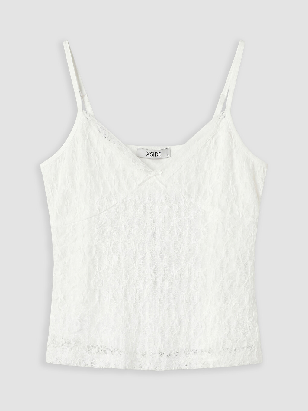 Beyaz V Yaka Dantelli İp Askılı Crop Bluz