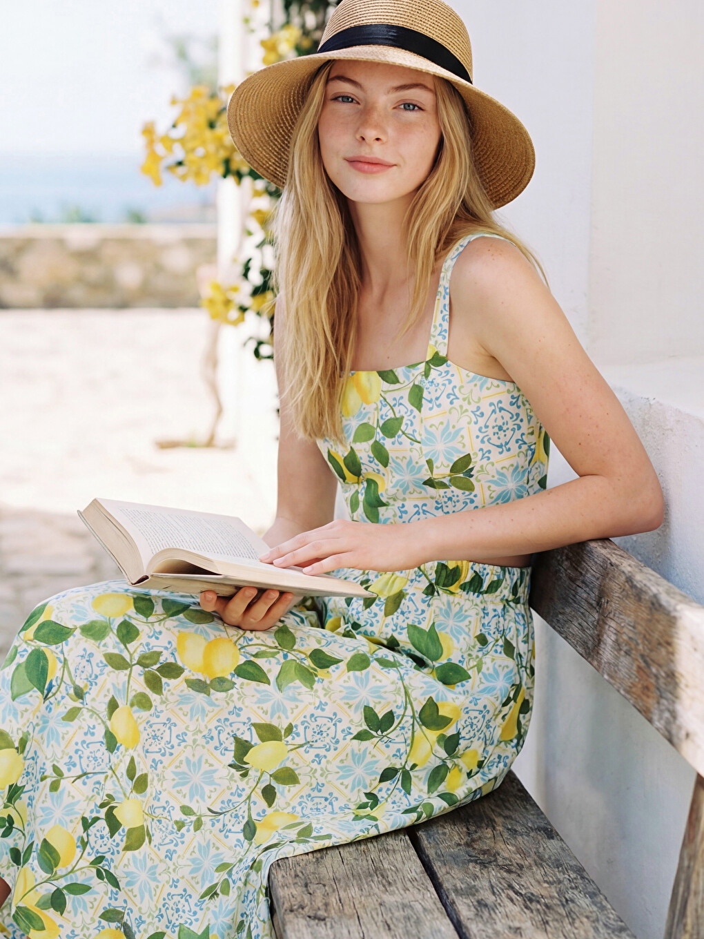 Square Neck Lemon Printed Crop-1