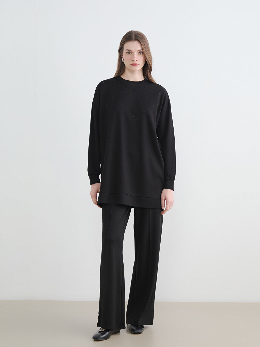 Siyah Bisiklet Yaka Kadın Sweatshirt Tunik-1