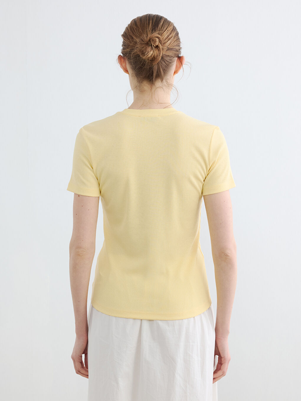 T-Shirt mit Rundhalsausschnitt für Damen-3