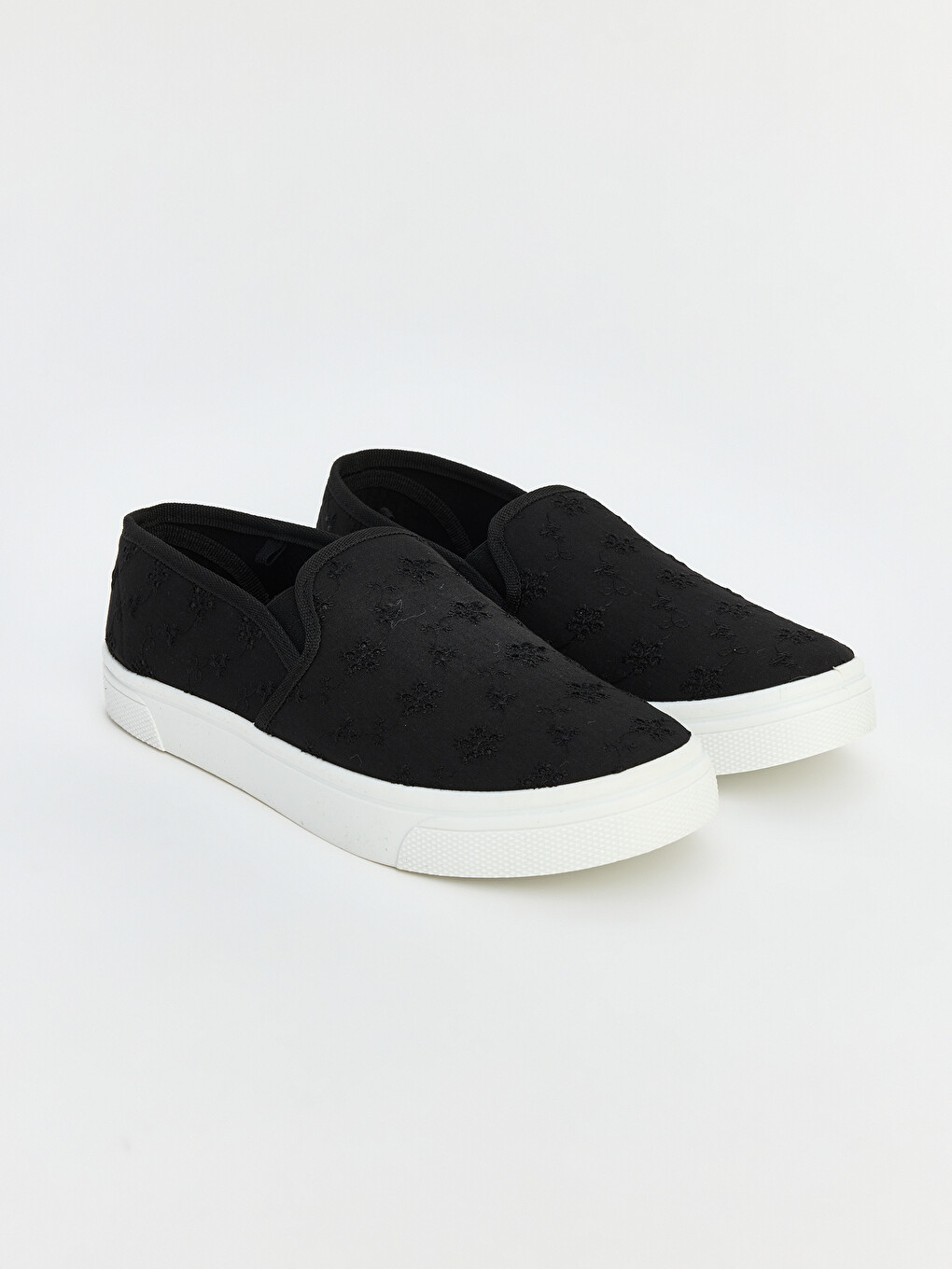 Embroidered Women's Slip On Sneaker