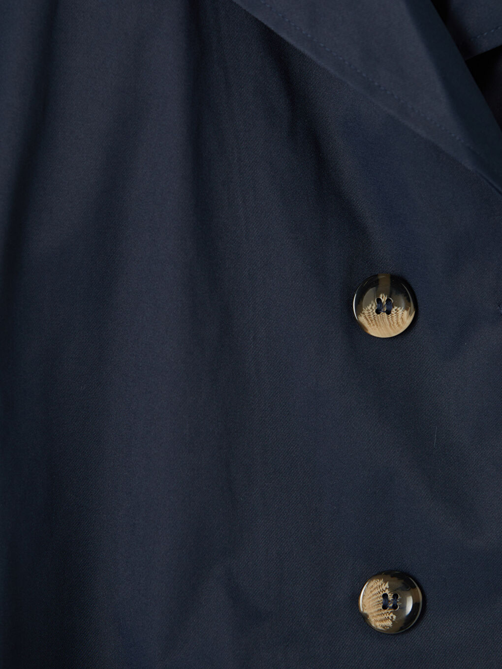 معطف واق من المطر-2