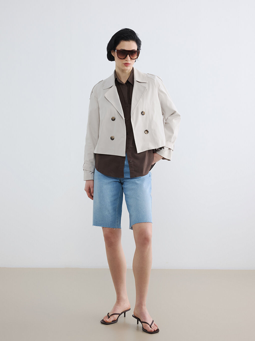 Διπλόπετο Καμπαρντίνα με Ζώνη για γυναίκες-1