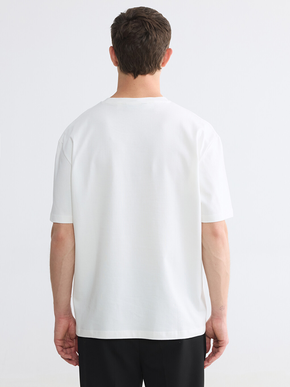 Crew Neck Pocketed Men's T-Shirt-3