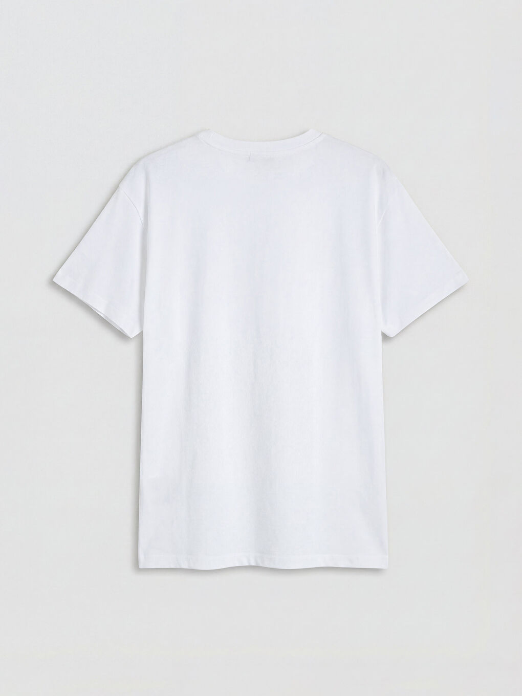 Beyaz Bisiklet Yaka Baskılı Kadın Tişört-1