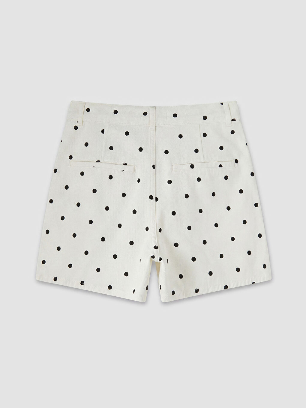 Beyaz Mom Fit Puantiyeli Kadın Jean Şort-1