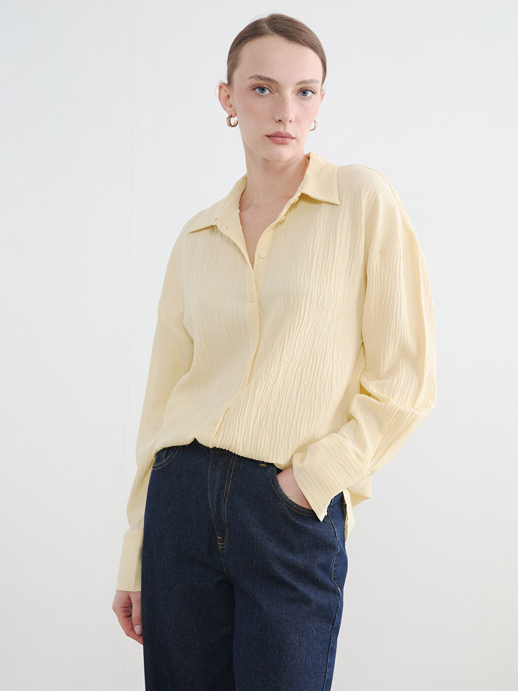 قميص نسائي مزخرف