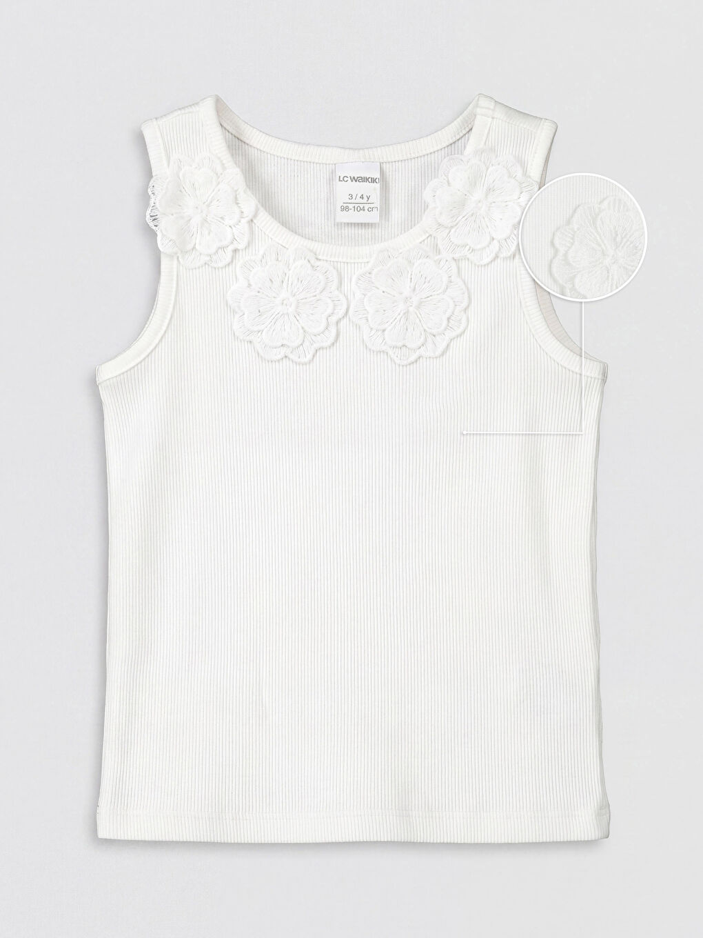 Beyaz Çiçek Detaylı Kız Çocuk Fitilli Atlet