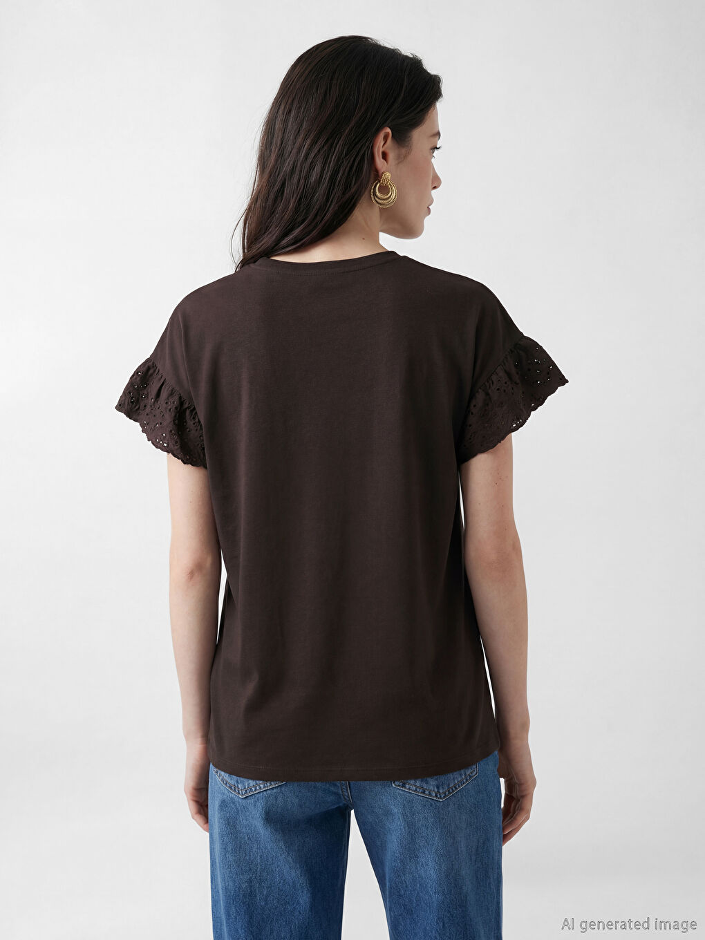 بلوزة مطرزة بياقة دائرية-3