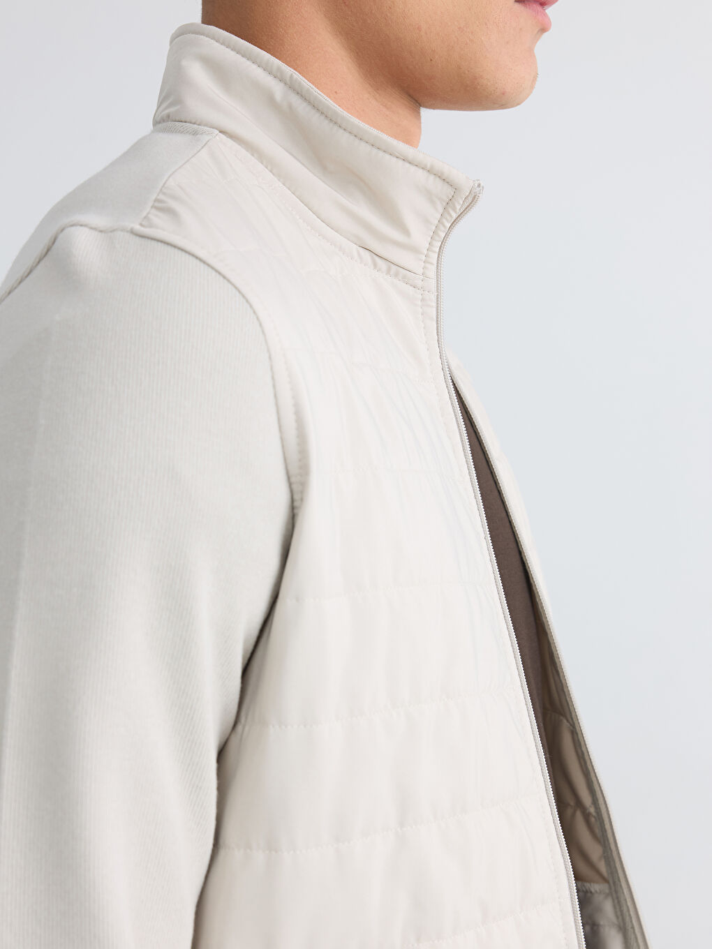 Bej Dik Yaka Erkek Kapitone Fermuarlı Sweatshirt-3