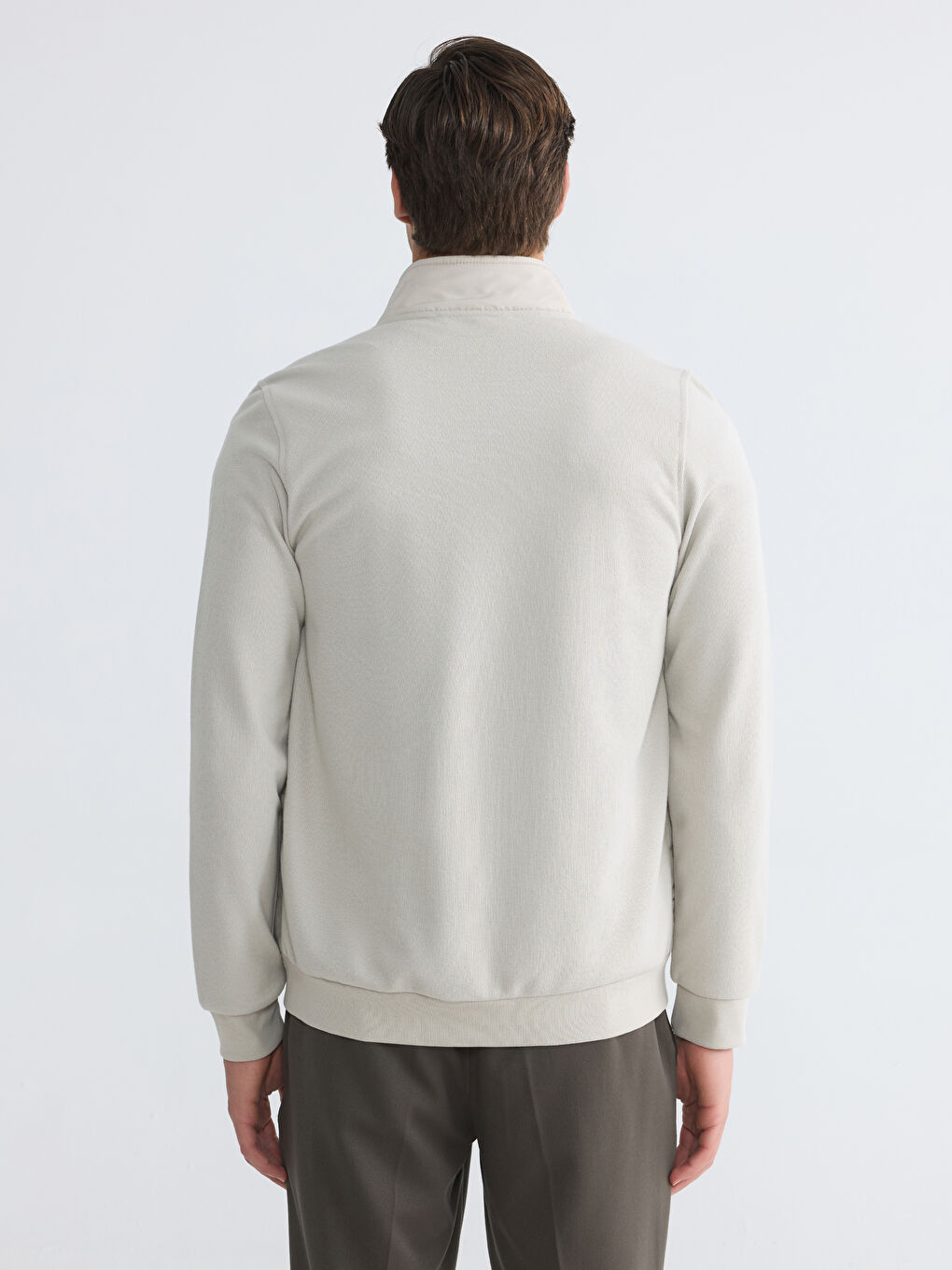 Bej Dik Yaka Erkek Kapitone Fermuarlı Sweatshirt-4