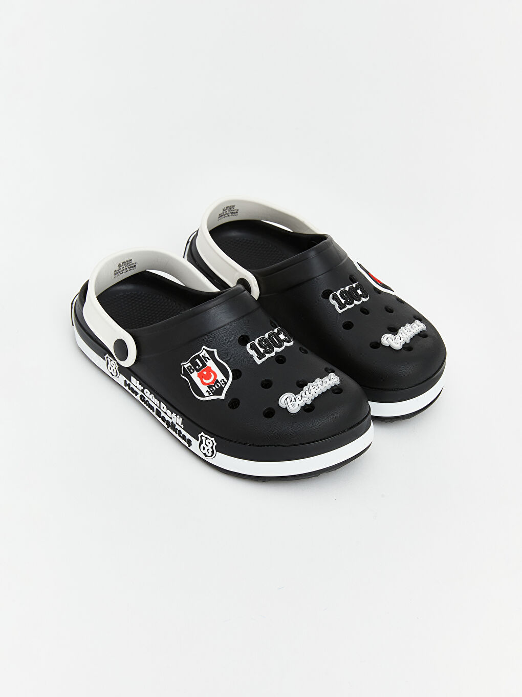 Siyah Beşiktaş Baskılı Erkek Çocuk Sandalet