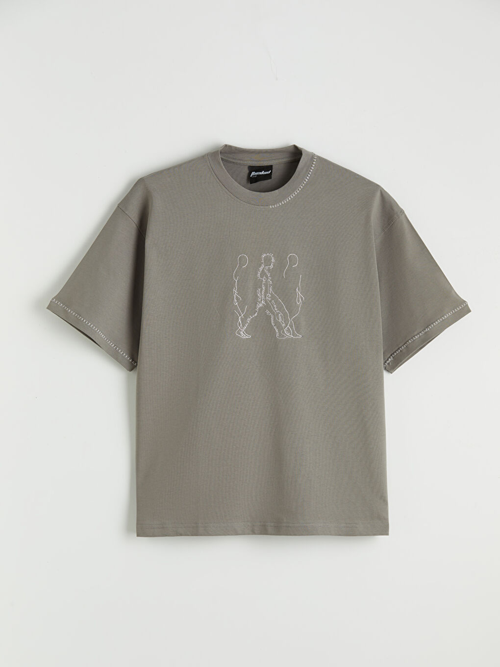 Gri Bisiklet Yaka Nakışlı Erkek Tişört