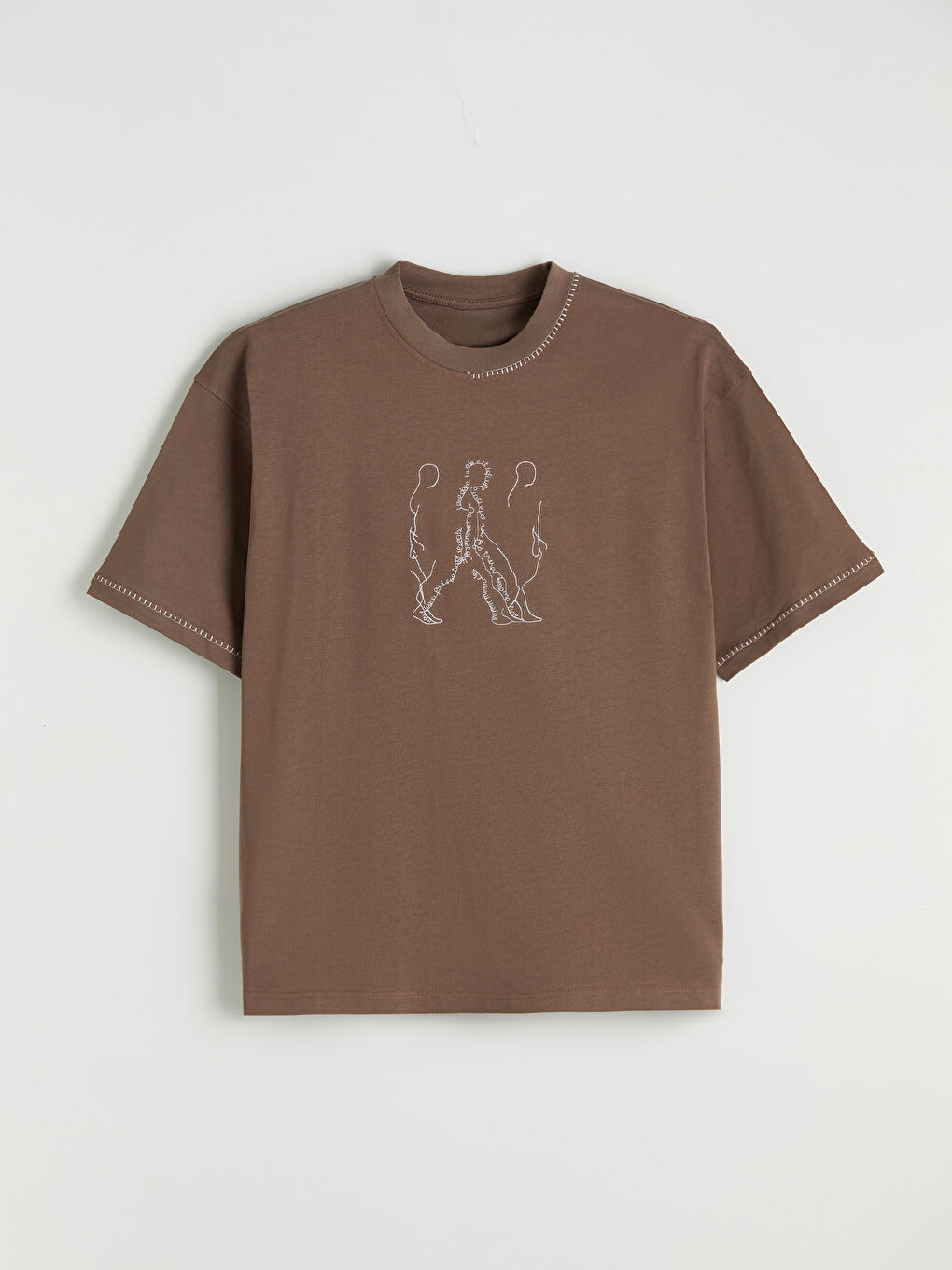 Kahverengi Bisiklet Yaka Nakışlı Erkek Tişört-4