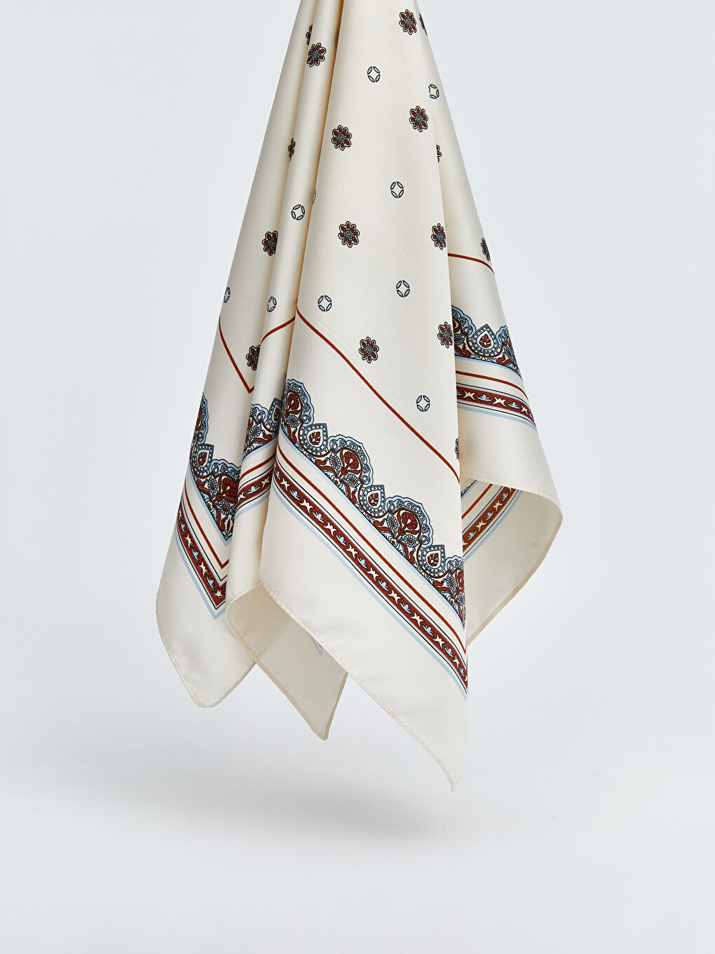 Mavi Desenli Kadın Bandana