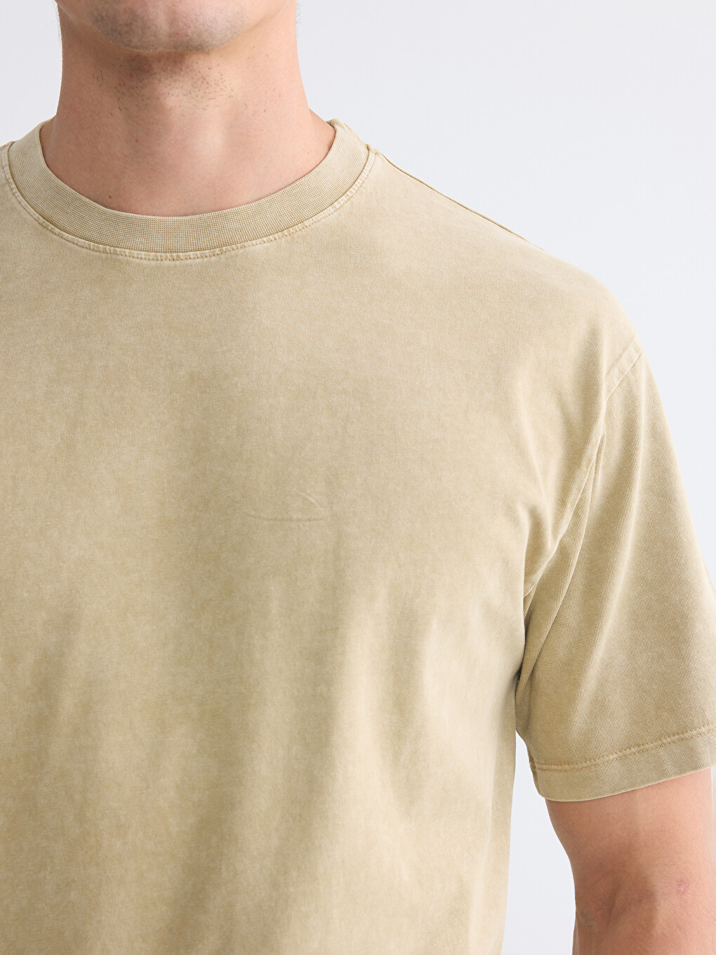 Regular Fit Crew Neck Washed Men's T-Shirt-2