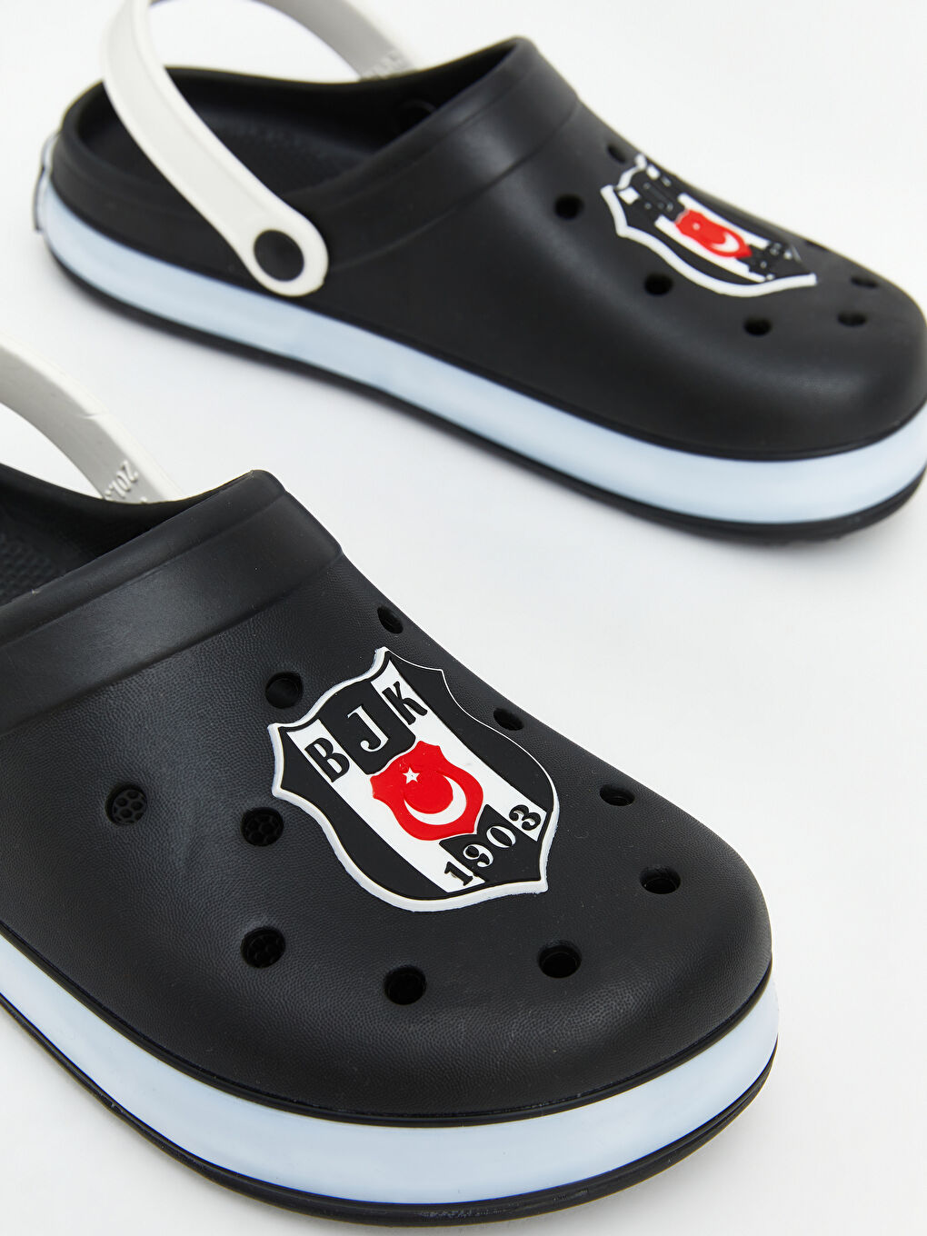 Siyah Beşiktaş Baskılı Erkek Çocuk Plaj Sandaleti-2