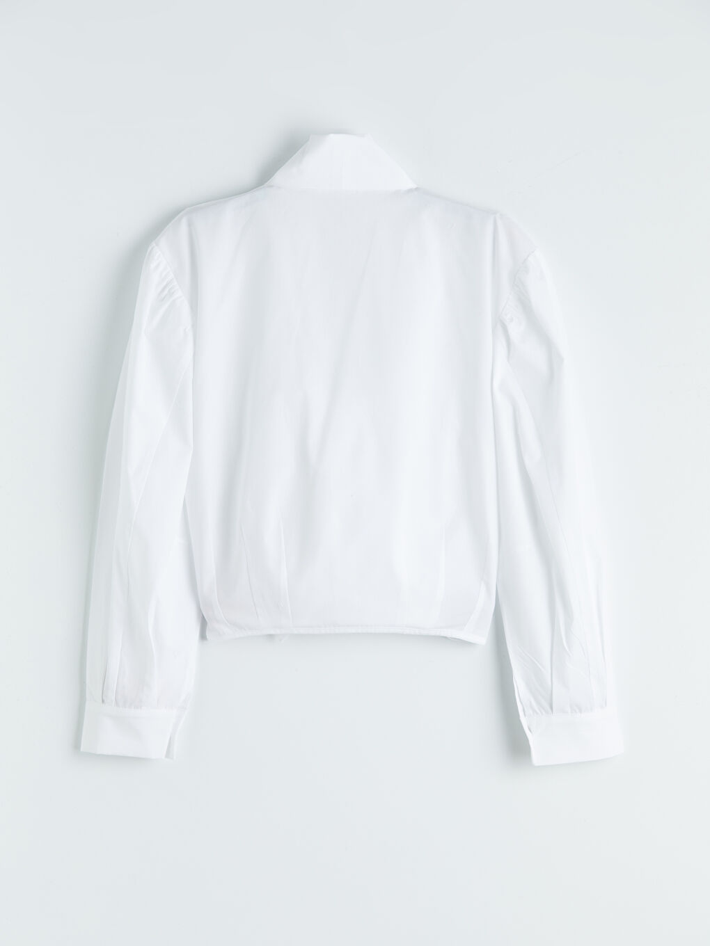 Beyaz Fular Yaka Kadın Gömlek-3