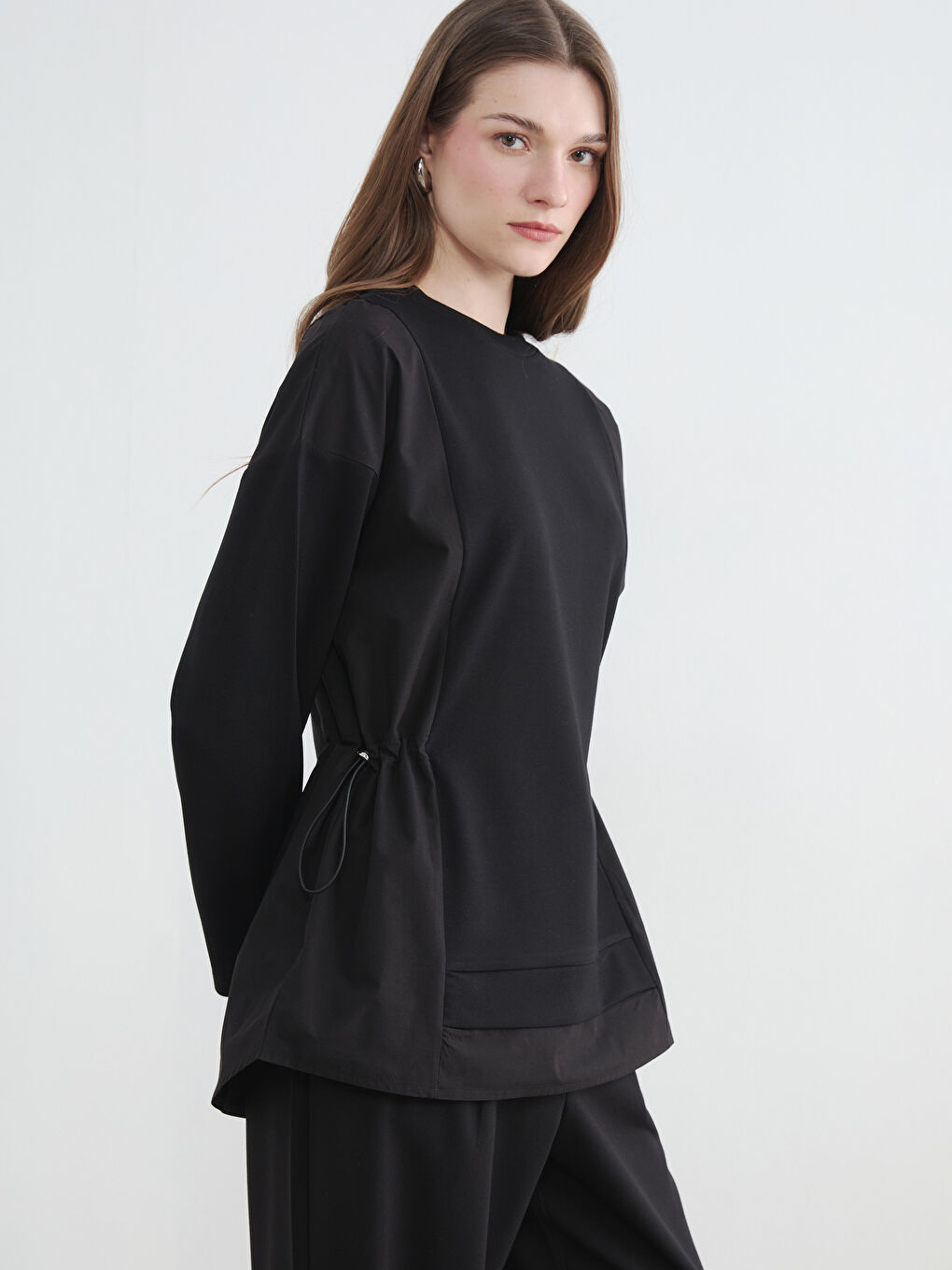 Siyah Büzgülü Soft Touch Kadın Sweatshirt Tunik