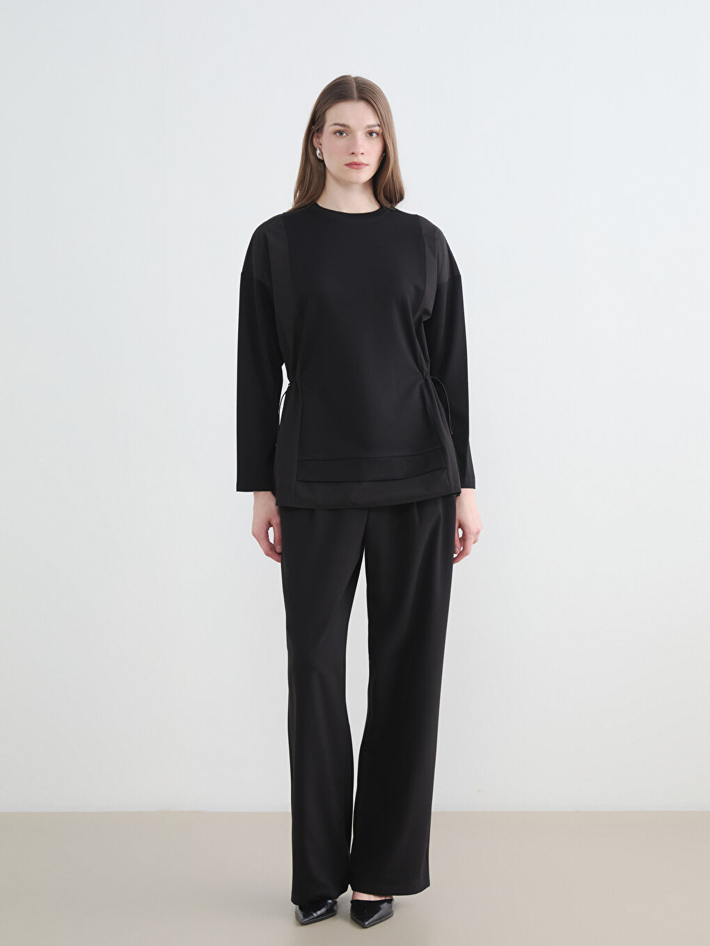 Siyah Büzgülü Soft Touch Kadın Sweatshirt Tunik-1
