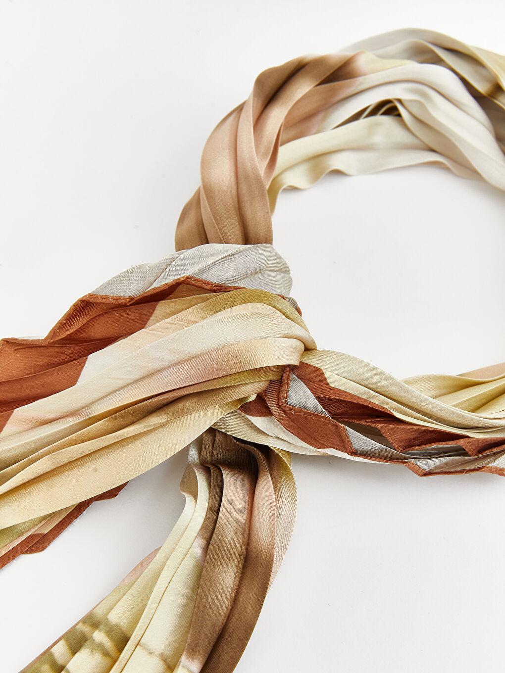 Ekru Desenli Kadın Bandana-1